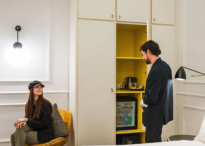 Oda ve Kahvaltı Parisii Luxury Relais Rome-fontana Di Trevi Roma